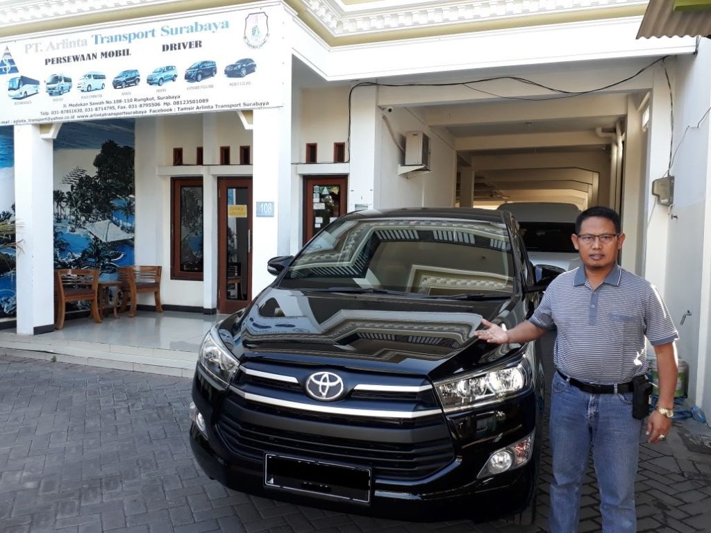 harga sewa mobil di surabaya